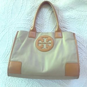 Tory Burch small tote 👜 adorable!😊EUC